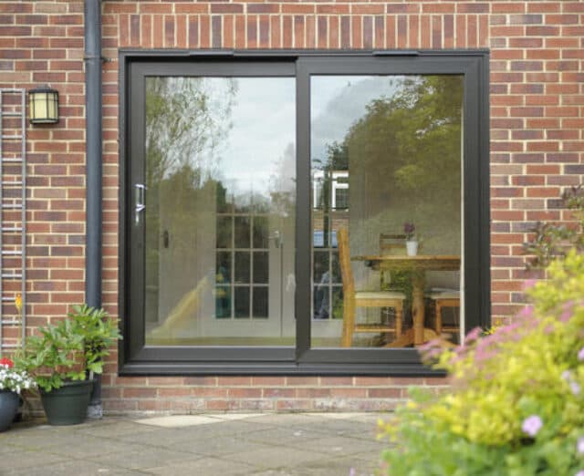 Monorail Sliding Windows